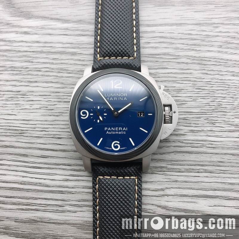Panerai 44mm 090449 Watch