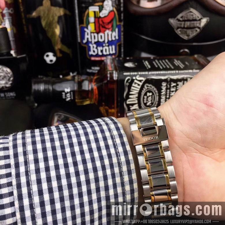 Tudor 42mm 9nbz50 Watch