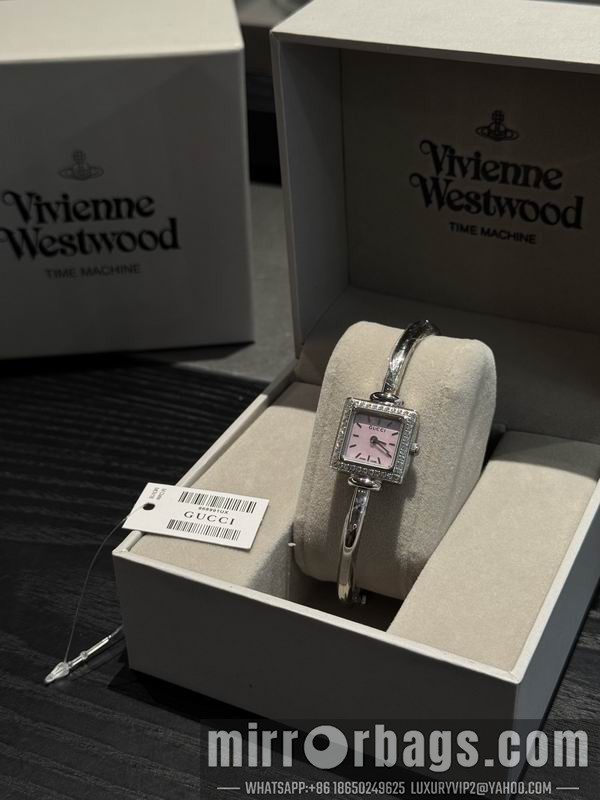 Gucci 20X20mm 101589 Watch
