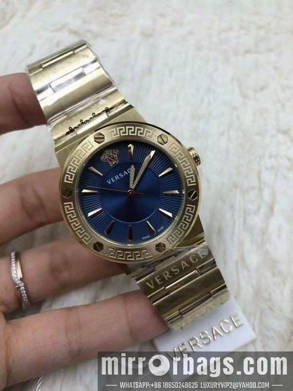 Versace watch 042944 Watch