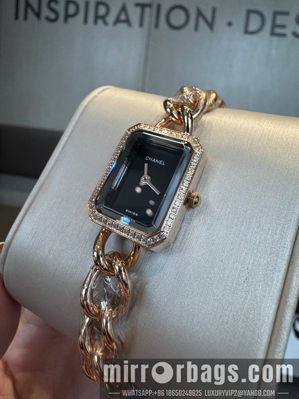 Chanel 21X26mm 101502 Watch