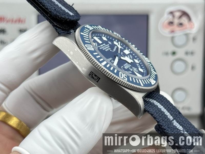 Tudor 42mm 040910 Watch