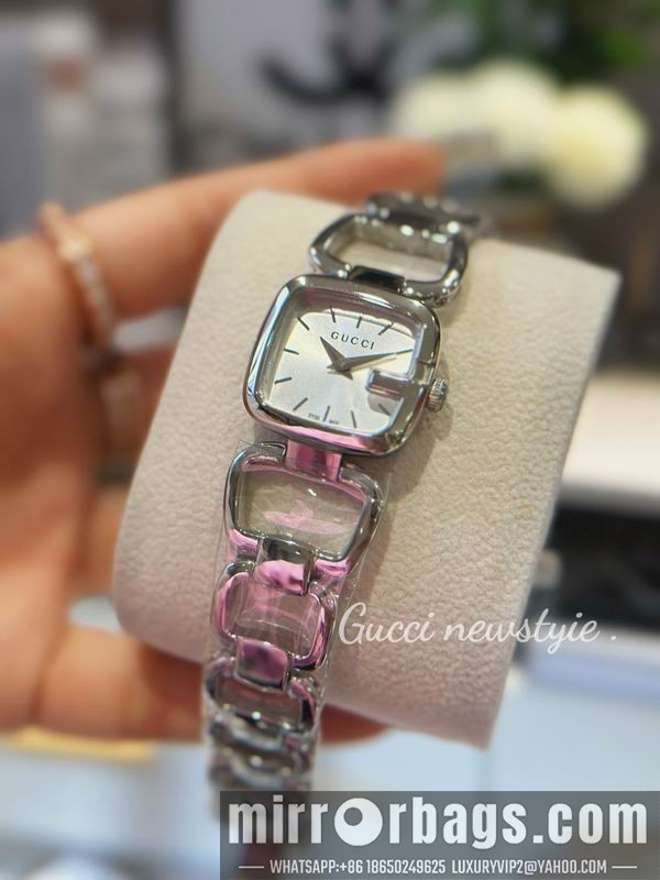 Gucci 24X22.5cm 091726 Watch