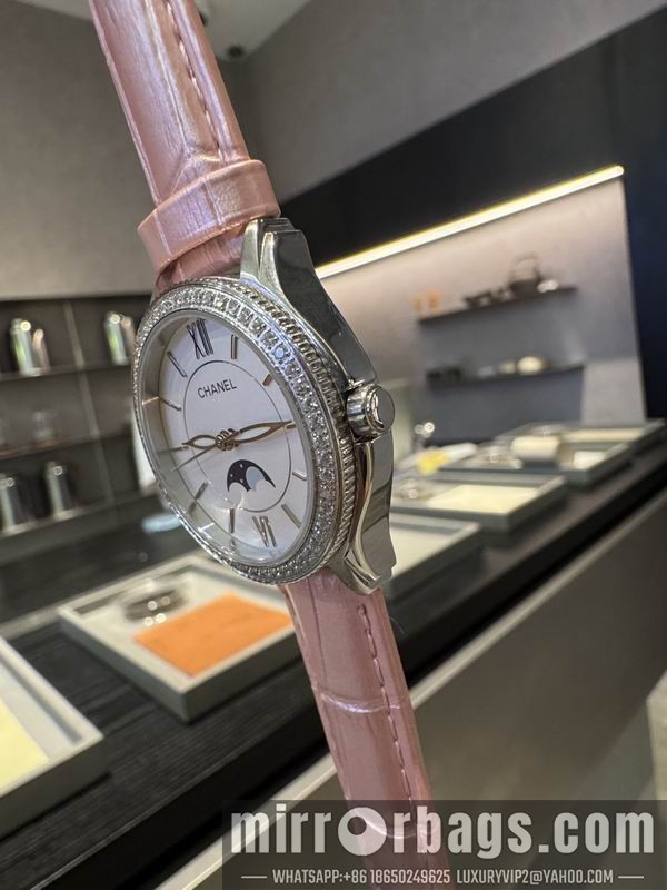 Chanel 33mm 101547 Watch