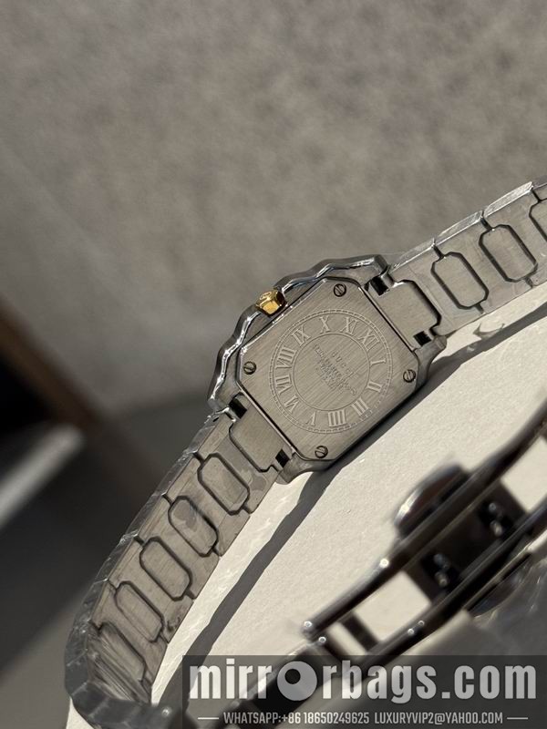 Gucci L36mm M30mm S24mm 111404 Watch