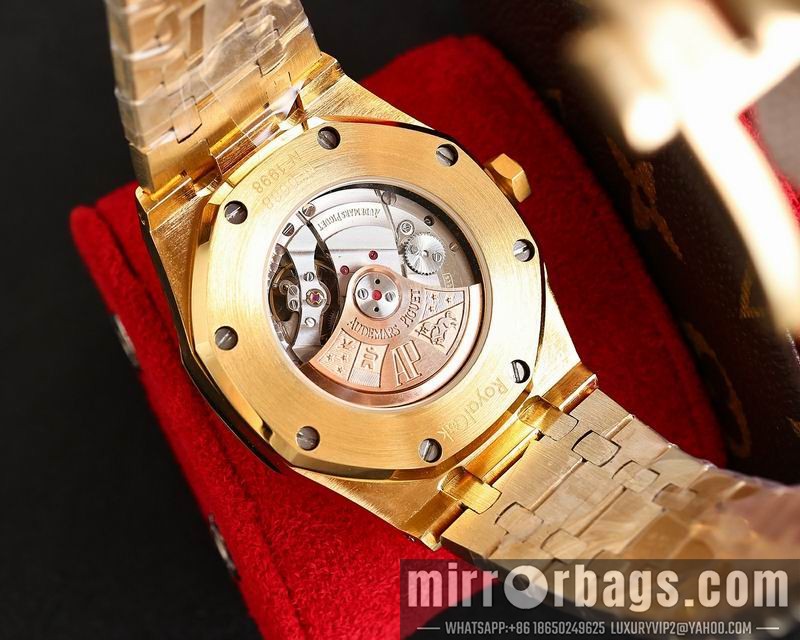 AP 40mm 082101 Watch