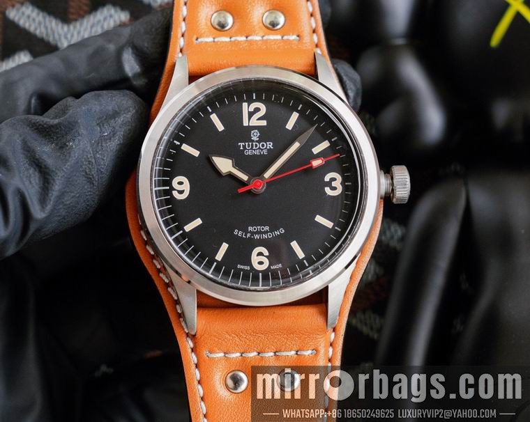 Tudor 42mm men M01 Watch