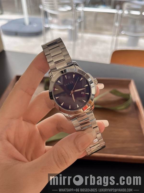 Gucci 29mm 091706 Watch
