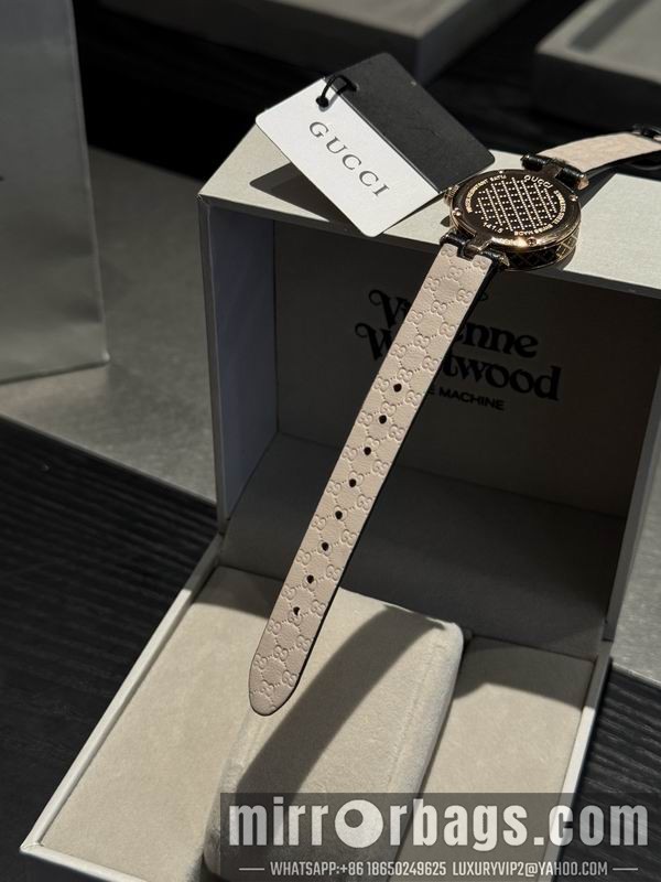 Gucci 32mm 101588 Watch