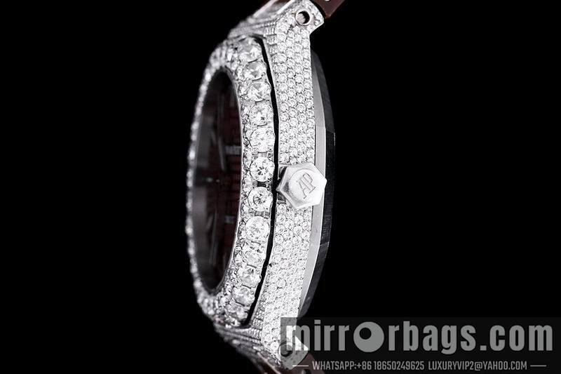 AP 42mm 082102 Watch