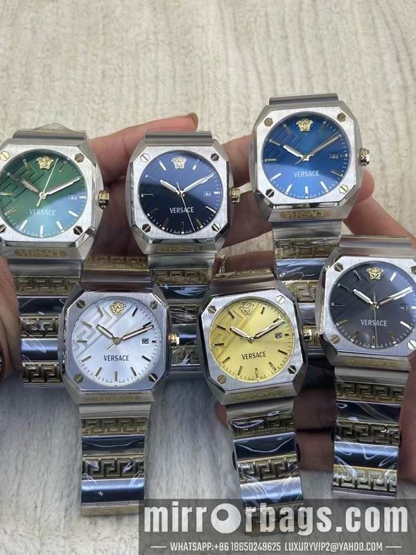 Versace watch 031129 Watch