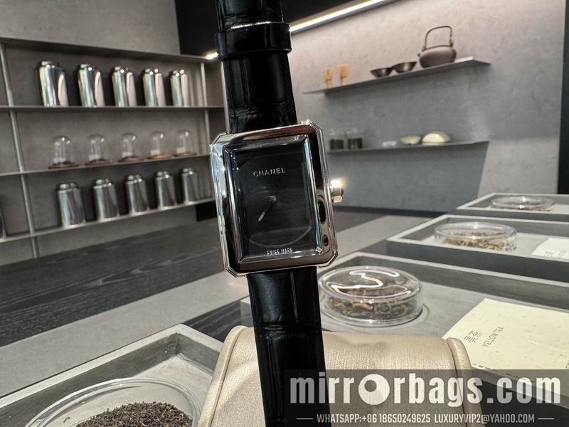 Chanel 27X34mm 101583 Watch