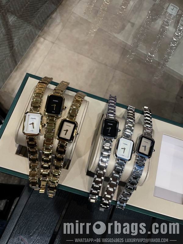 Chanel 21X26mm 052316 Watch