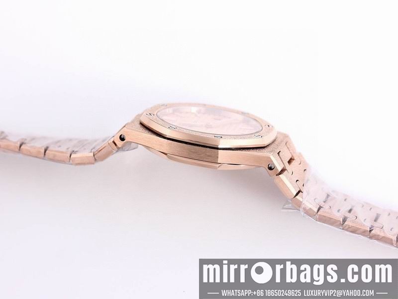 AP 33mm 082240 Watch