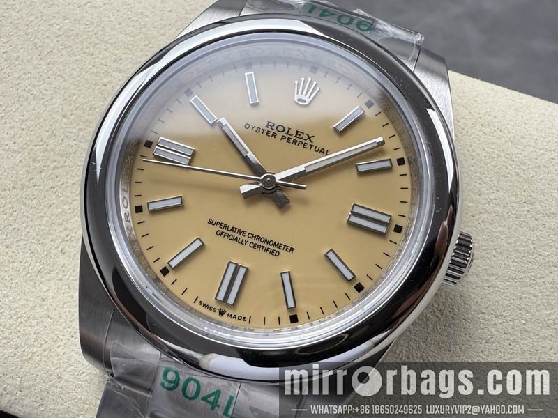 Rolex 41mm 102330 Watch