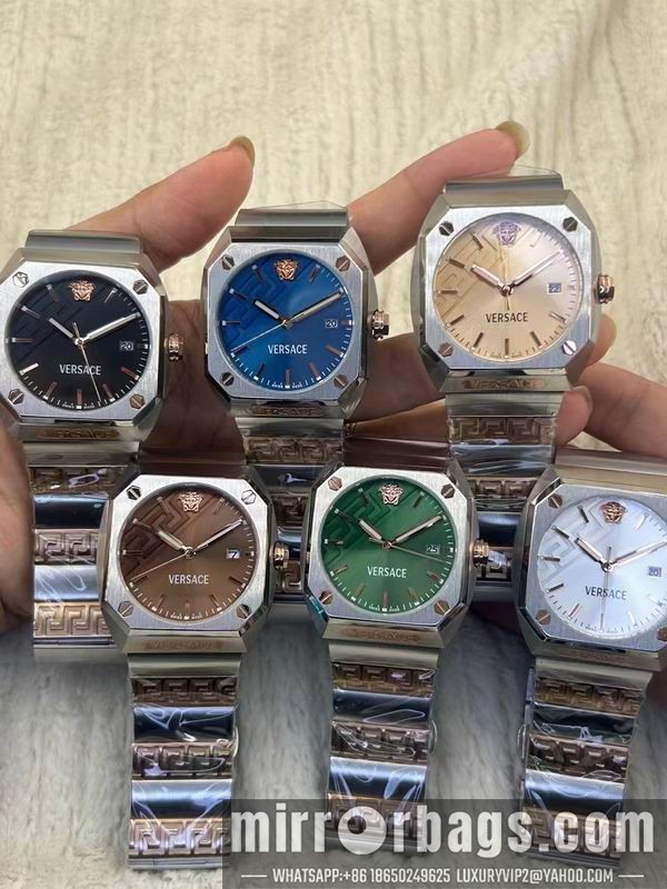 Versace watch 031129 Watch