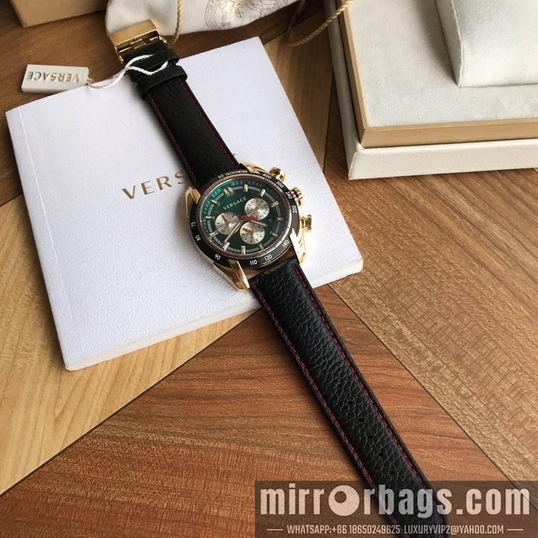 Versace men 43mm M02 Watch