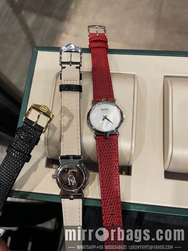 Gucci 28mm 101539 Watch