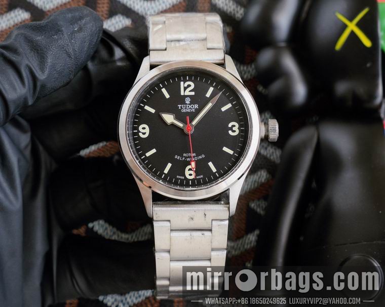 Tudor 42mm men M02 Watch