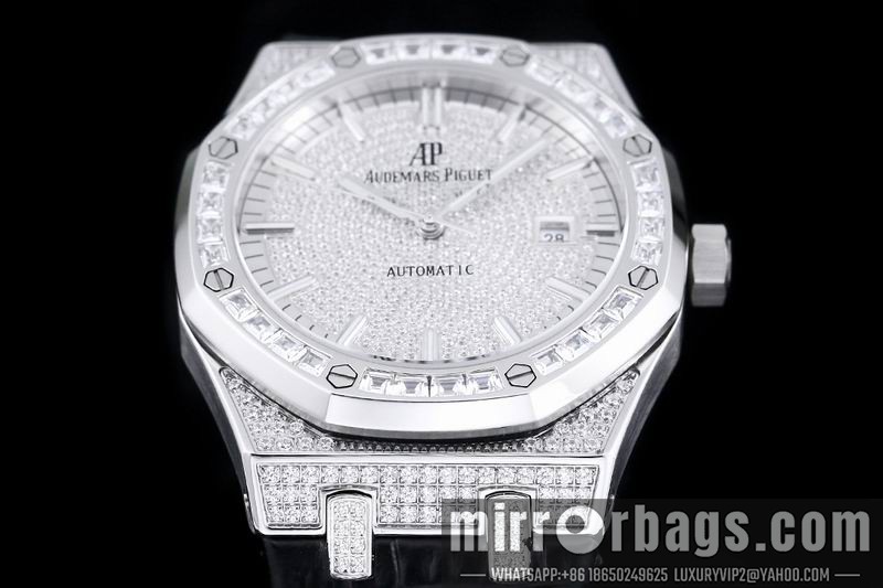 AP 40mm 110923 Watch