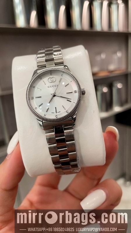 Gucci watch 091718 Watch