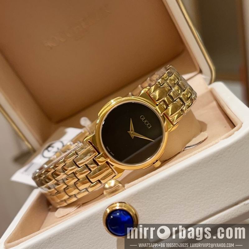 Gucci 28mm 091713 Watch