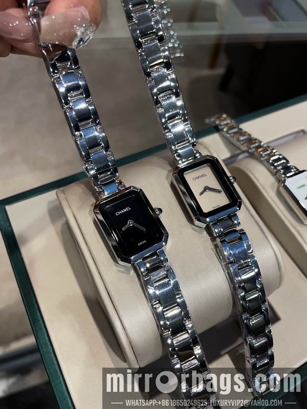 Chanel 21X26mm 052316 Watch