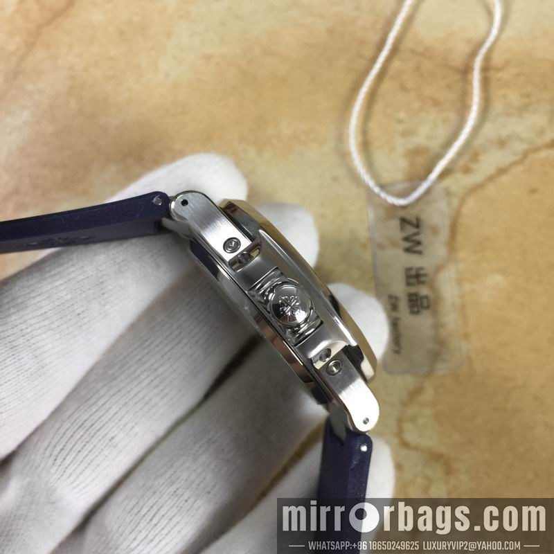 Patek Philippe 40mm 090413 Watch