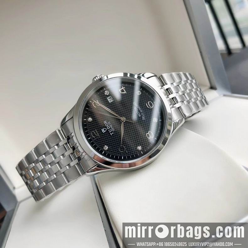 Tudor men watch 110402 Watch