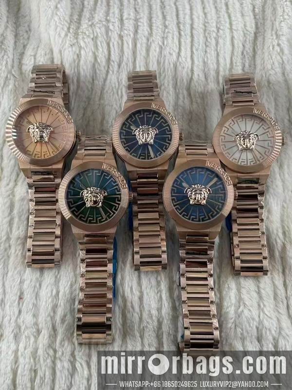 Versace watch 042946 Watch