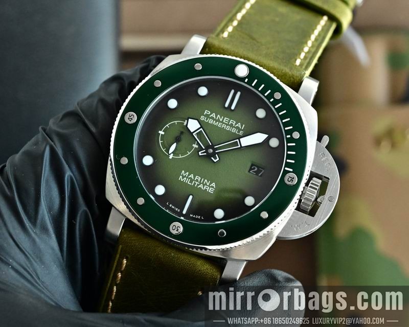 Panerai 44mm 111442 Watch