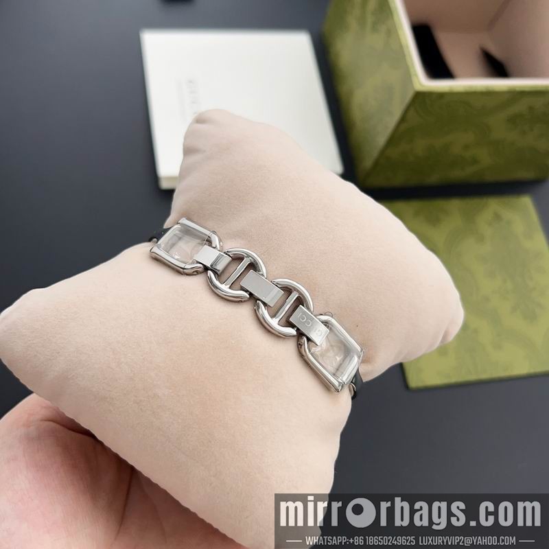 Gucci watch 110376 Watch