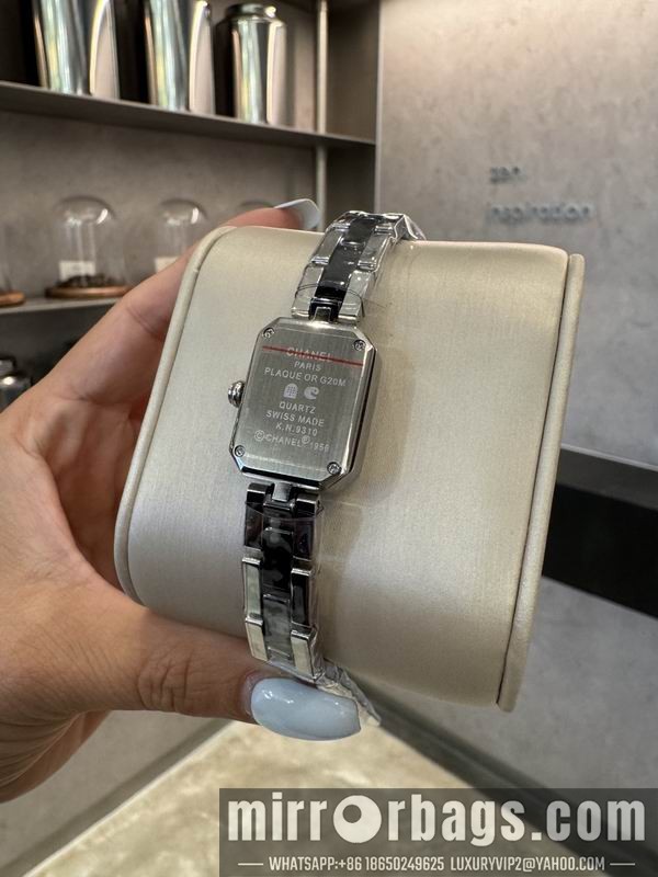 Chanel 21X26mm 101440 Watch
