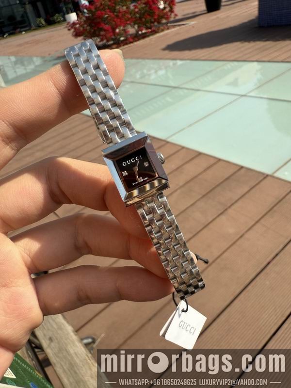 Gucci watch 042928 Watch