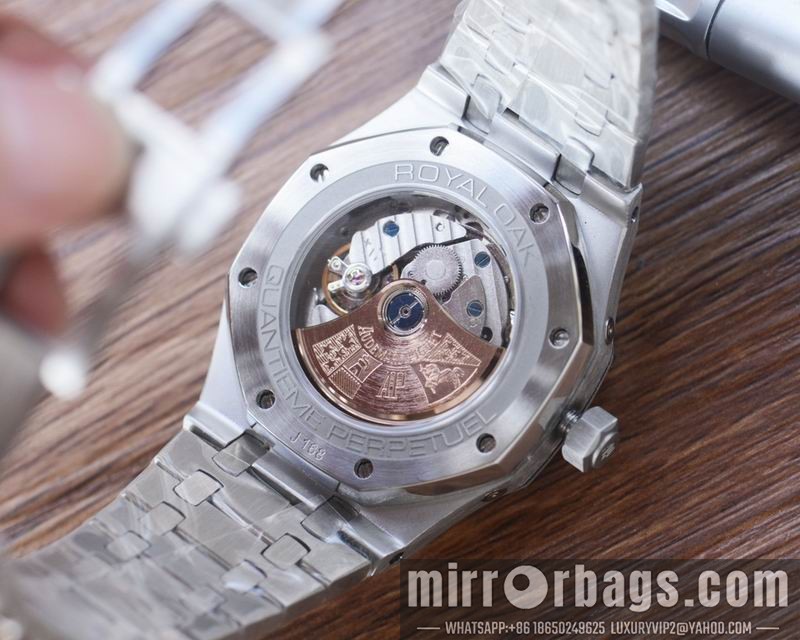 AP 44mm 080662 Watch