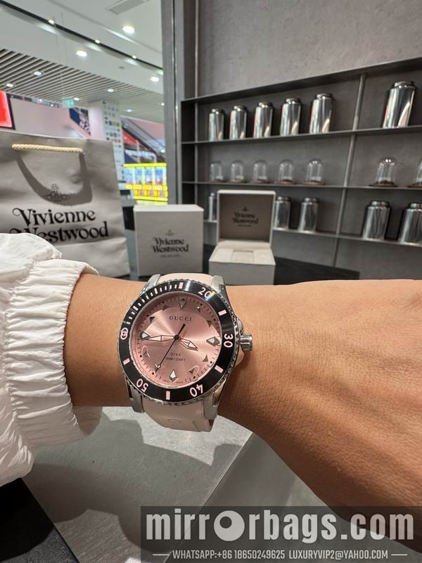 Gucci 40mm 101594 Watch