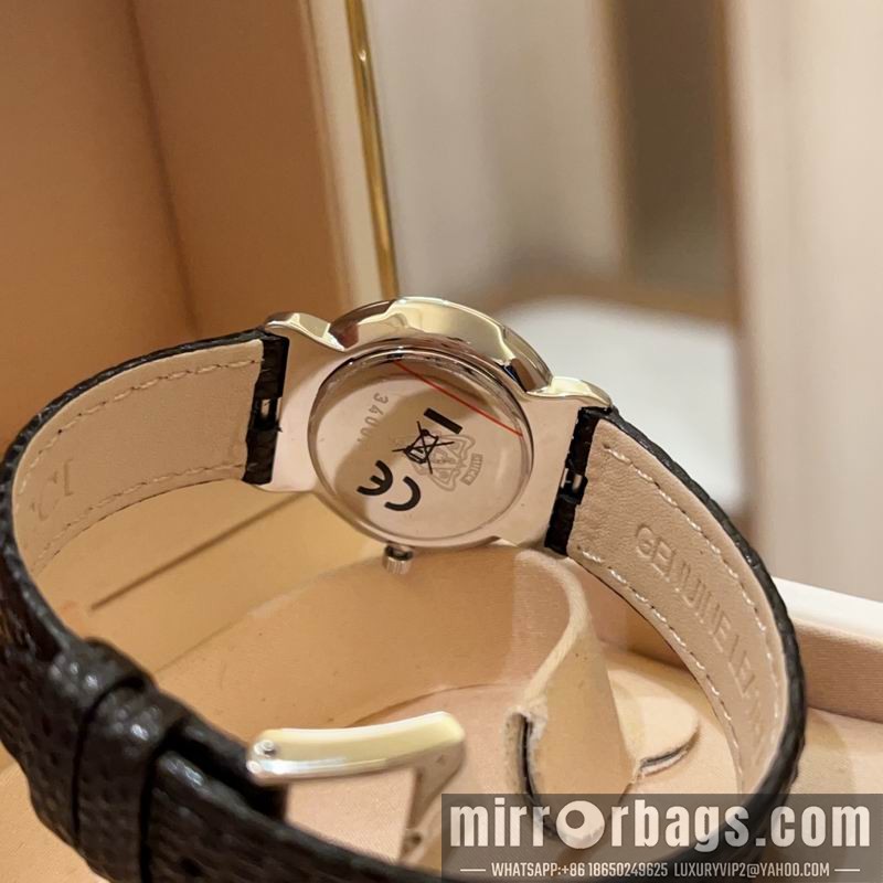 Gucci 28mm 091711 Watch