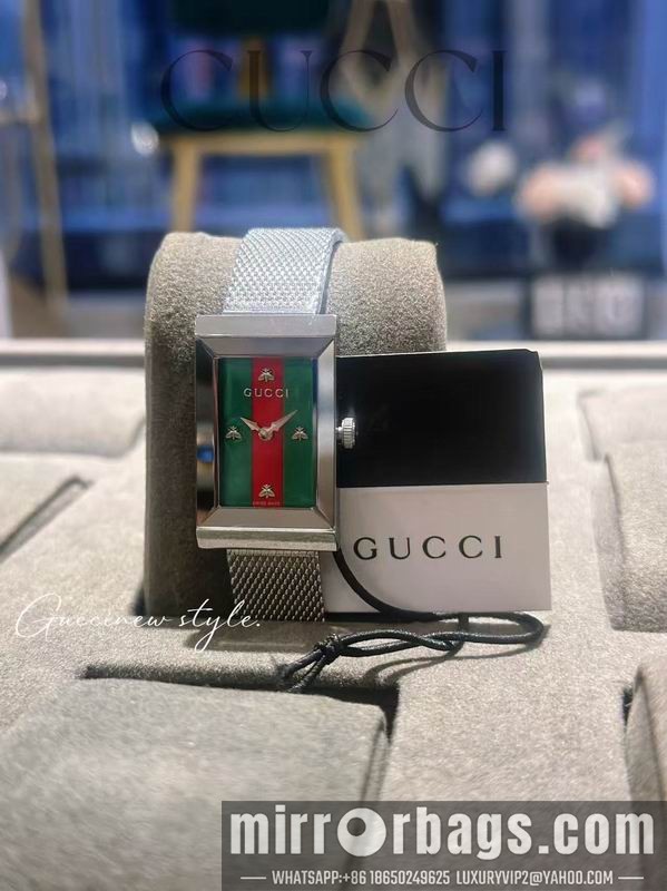 Gucci 34X21mm 111413 Watch