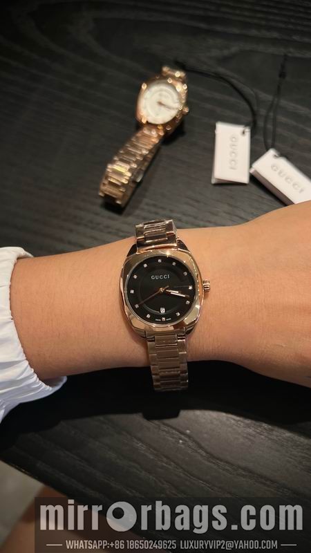 Gucci 28mm 091732 Watch