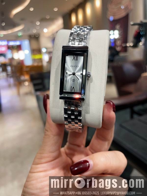 Gucci 35X17mm 091716 Watch