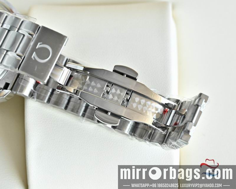 Omega 44mm 110915 Watch