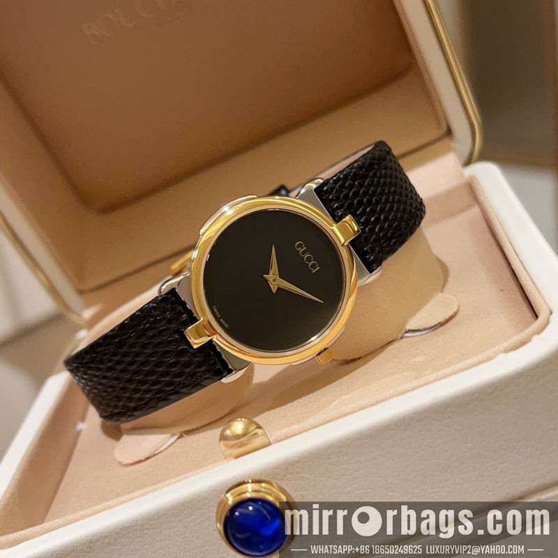 Gucci 28mm 091710 Watch