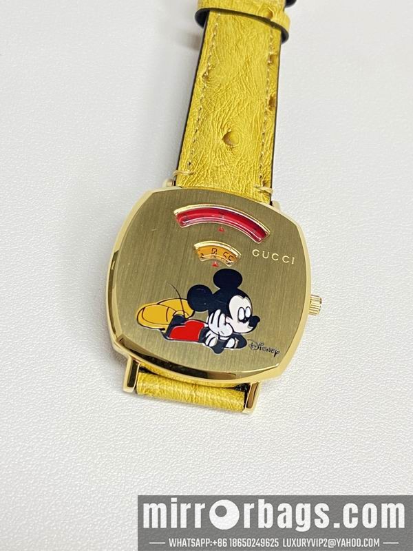 Gucci 35mm 042733 Watch