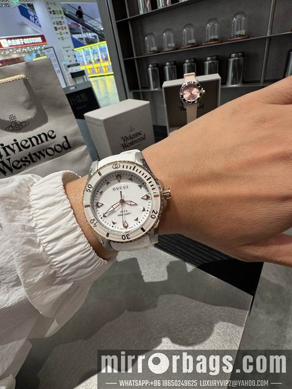 Gucci 40mm 101594 Watch