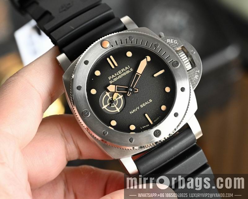 Panerai 47mm 080672 Watch