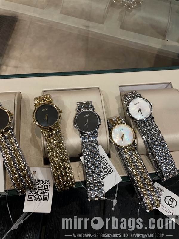 Gucci 28mm 101539 Watch