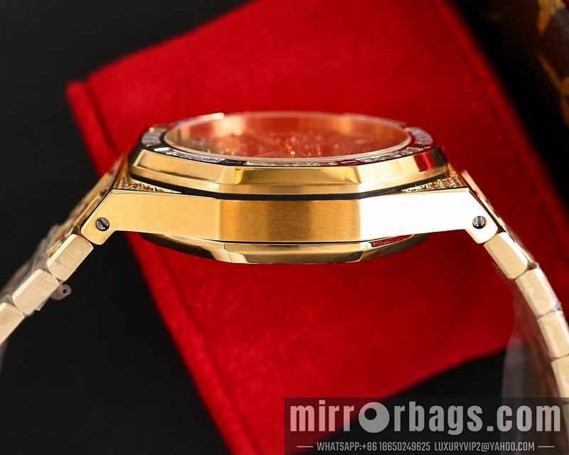 AP 40mm 082101 Watch