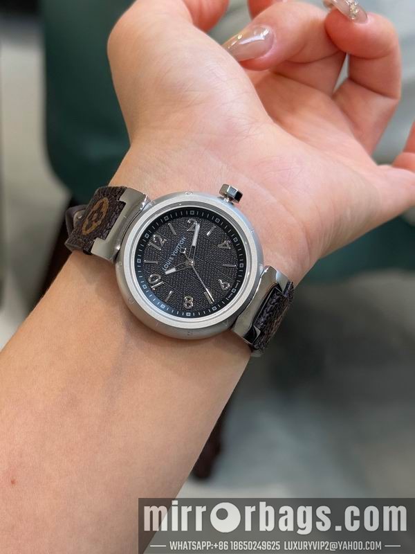 LV watch 111415 Watch