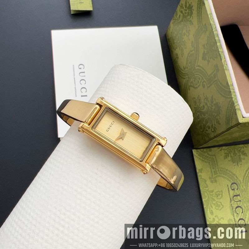 Gucci watch 110375 Watch