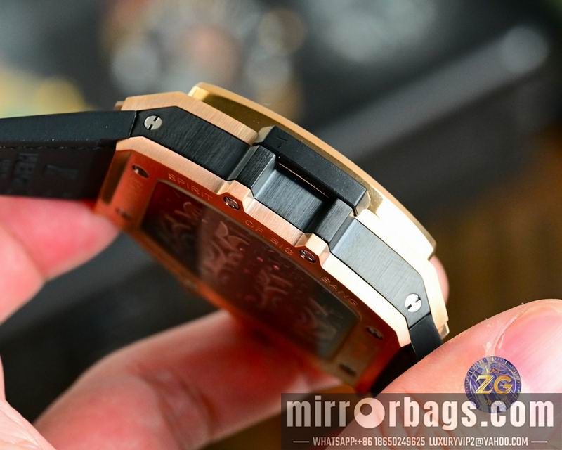 Hublot 47X52mm 080676 Watch